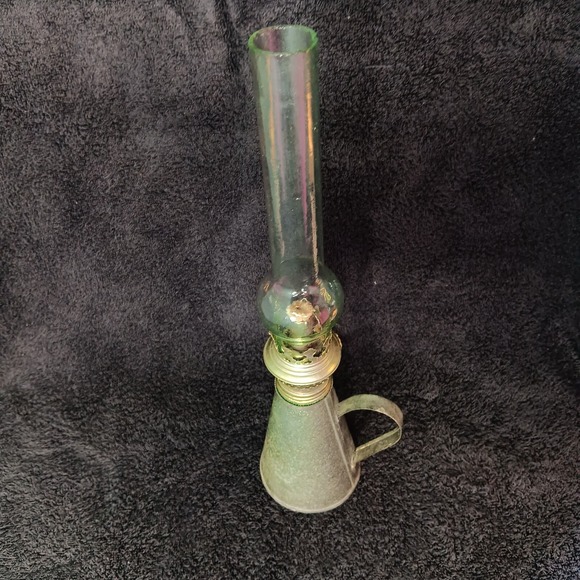 The Unbranded Brand Other - Small Silver Aluminum Oil Lamp with Glass Cone Shape with Handle NB